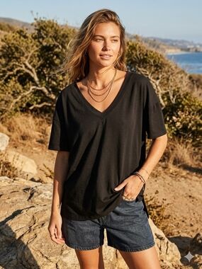 Black V-Neck Women's Tee - Casual Short Sleeve Top